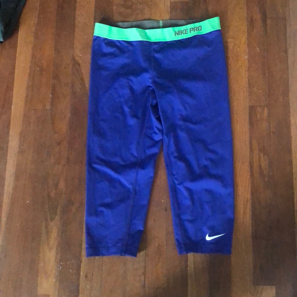 Nike Pro Capri